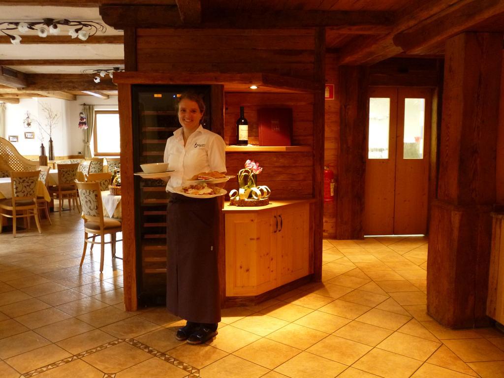 Hotel Hubertusstube Laion Ngoại thất bức ảnh