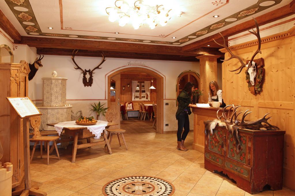 Hotel Hubertusstube Laion Ngoại thất bức ảnh