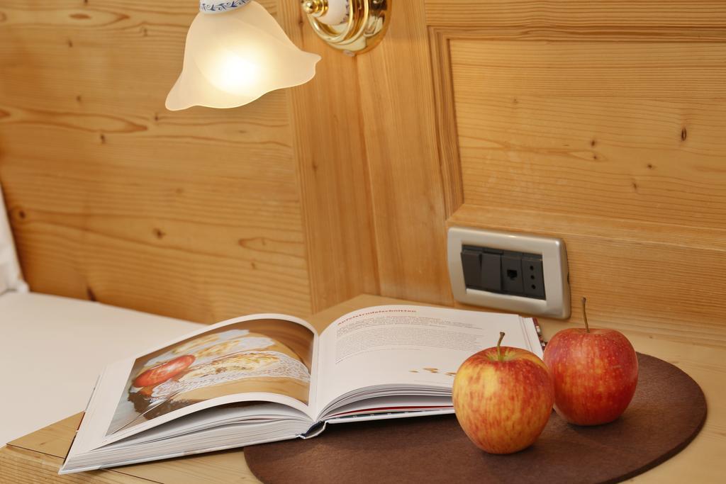 Hotel Hubertusstube Laion Ngoại thất bức ảnh