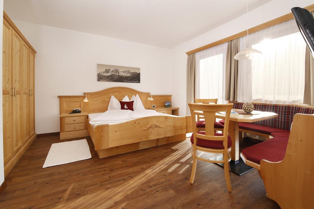 Hotel Hubertusstube Laion Ngoại thất bức ảnh